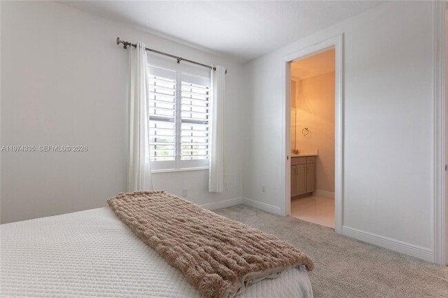 Building Photo - 8555 E Baypoint Cir