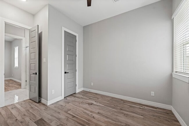 Building Photo - 17807 Glenwolf Dr