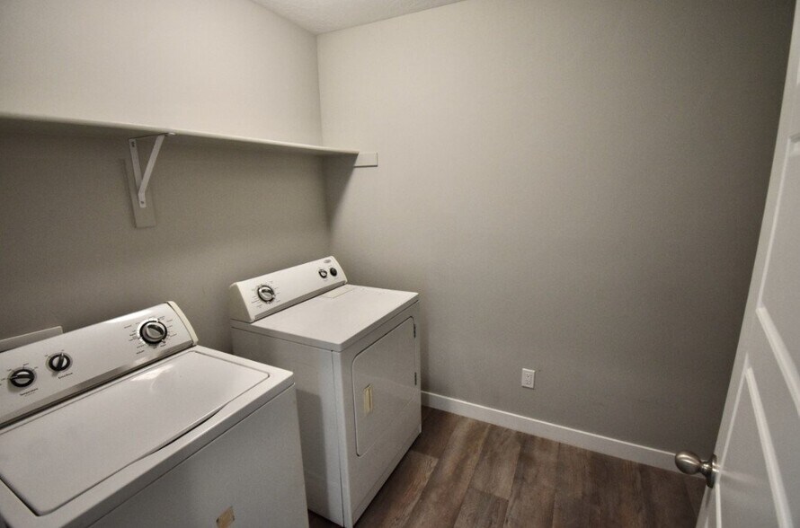 Building Photo - 968 Spruce Willow Wy