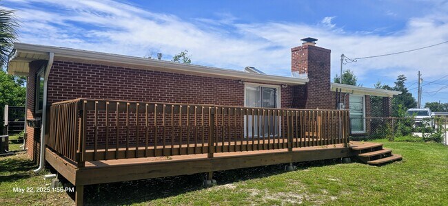 Building Photo - 4 Sewanee Cir
