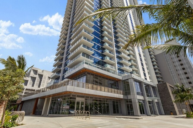 Building Photo - 1500 Rycroft St