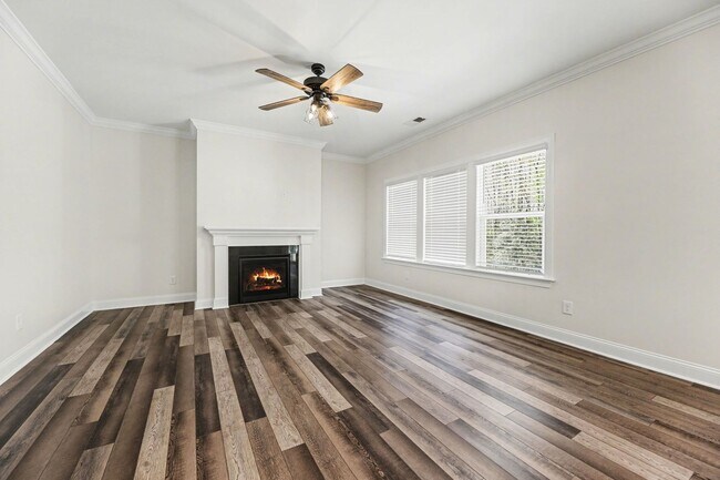 Building Photo - Modern 4BR Home in Raleigh | Great Location