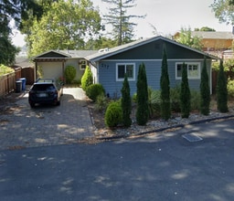 Building Photo - Beautiful 3 Bedroom Home in Scotts Valley — Spacious Yard & Ideal Location!