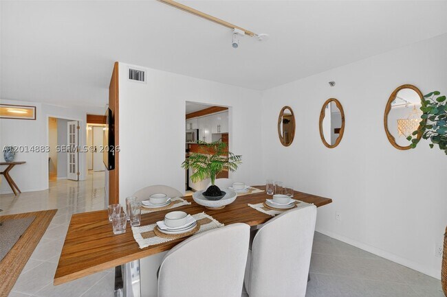 Building Photo - 2401 Collins Ave