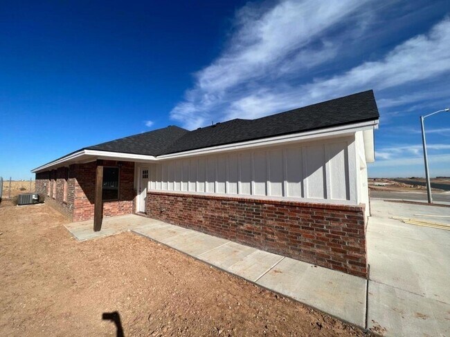 Building Photo - 1407 17th St