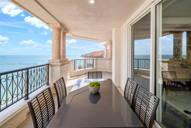 Building Photo - 7471 Fisher Island Dr