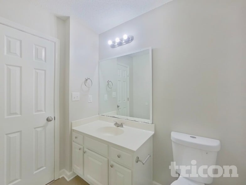 Building Photo - 3453 Sunset Rd