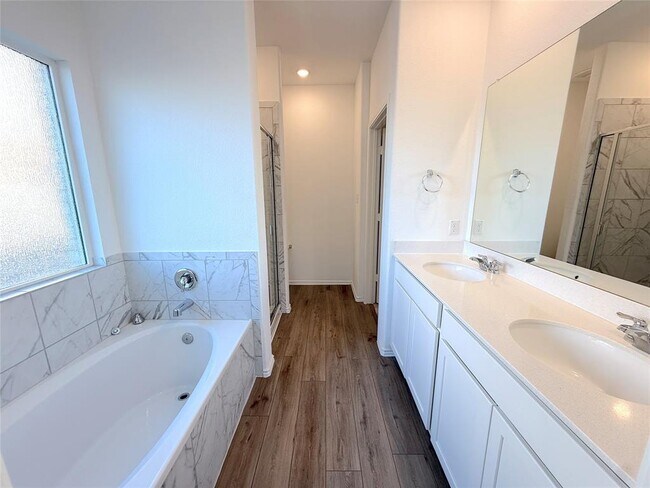 Building Photo - 224 Canley Lp