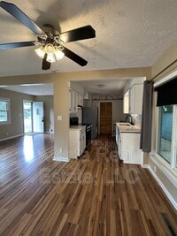 Building Photo - 606 Cullom St
