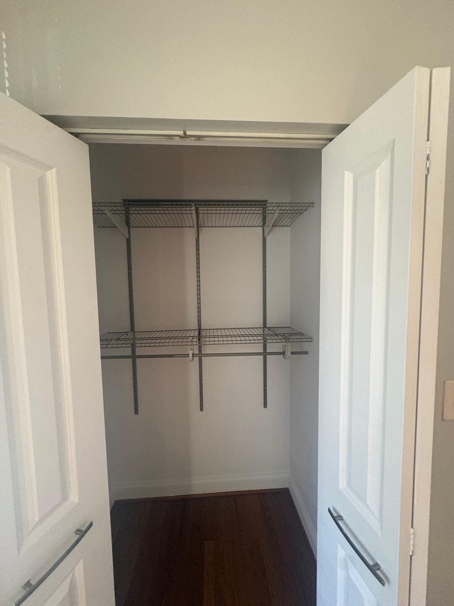 Building Photo - 2812 Oswego Ave