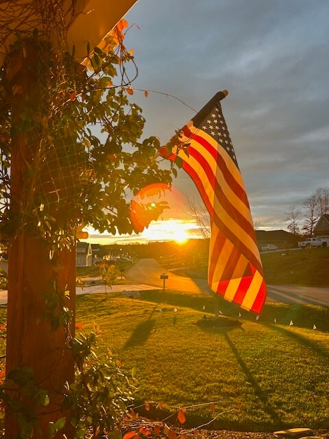 Building Photo - 42 Beech Tree Ln