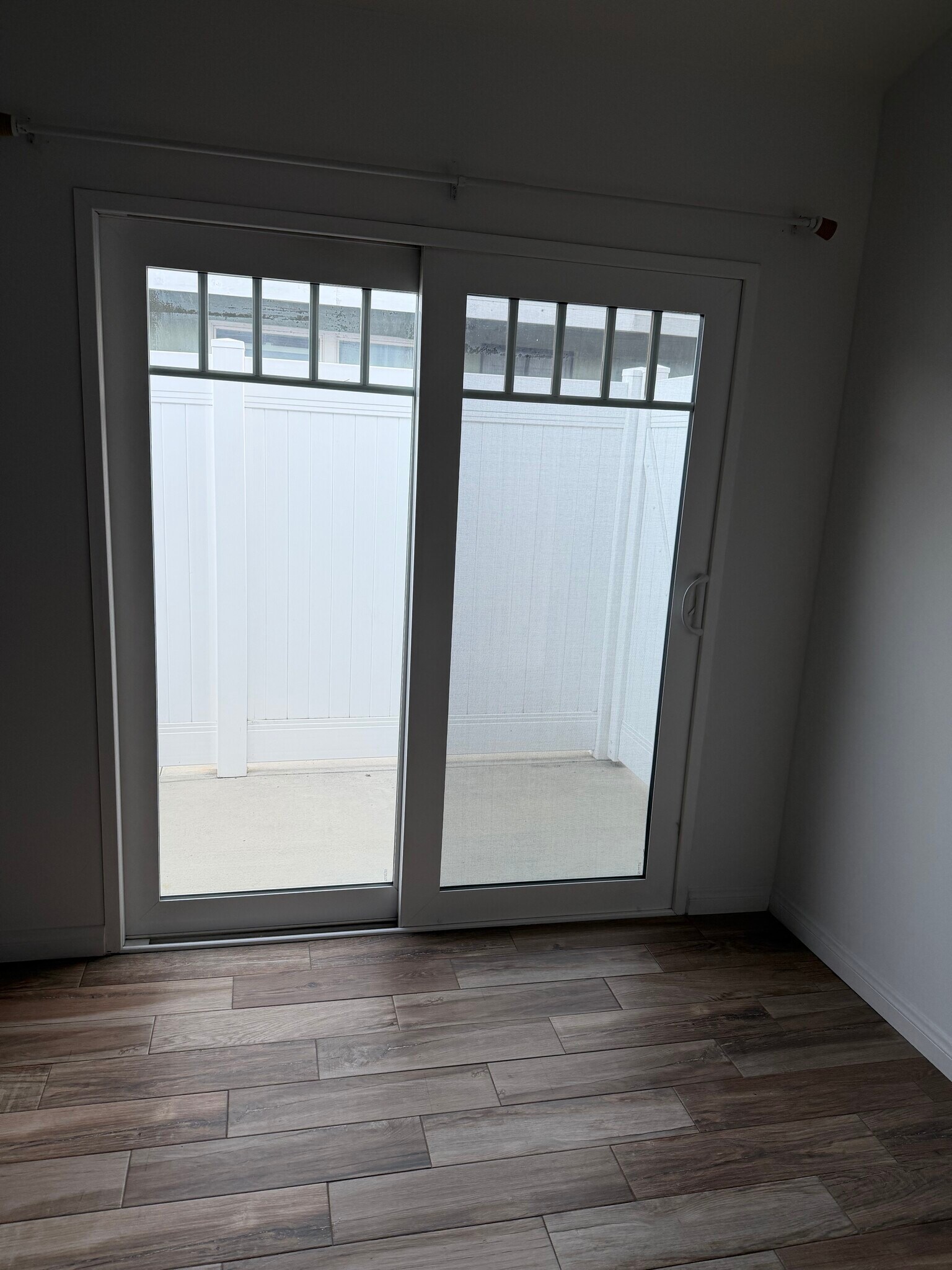 Building Photo - 404 Indianapolis Ave