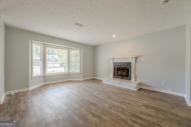 Building Photo - 5458 Winslow Crossing N