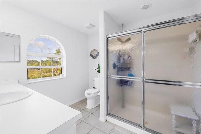 Building Photo - 8350 Wingate Dr