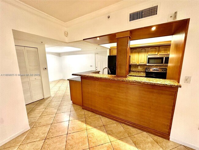 Building Photo - 231 SW 116th Ave