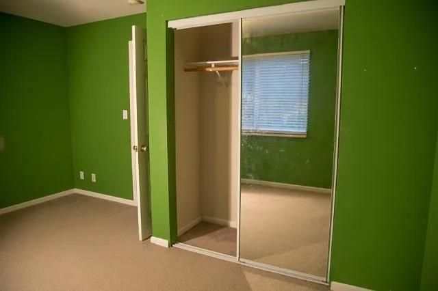 Building Photo - 400 Alemany Blvd