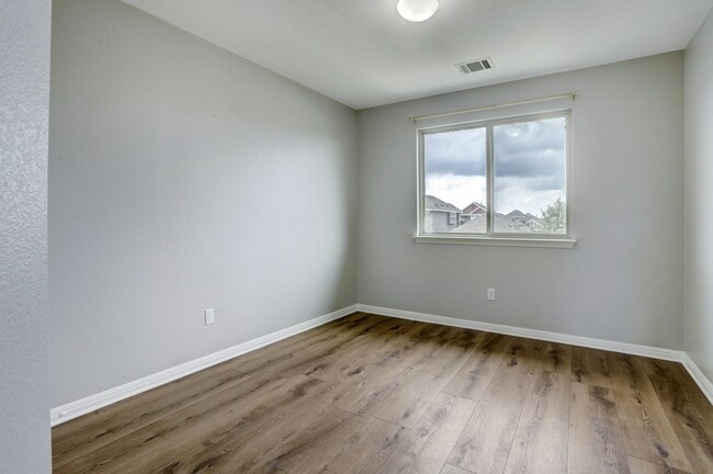 Building Photo - 4616 Esper Ln