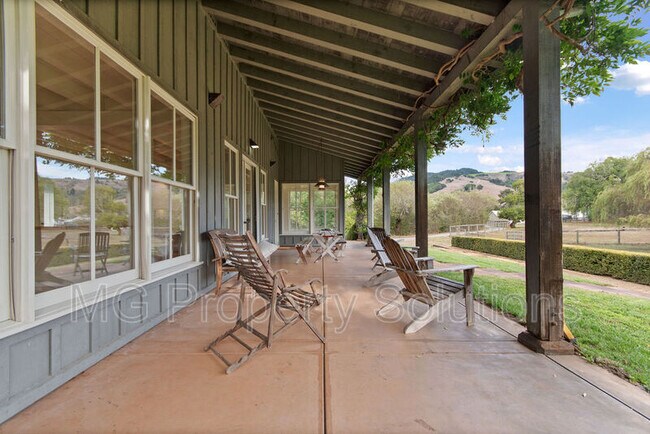 Building Photo - 5151 Nicasio Valley Rd