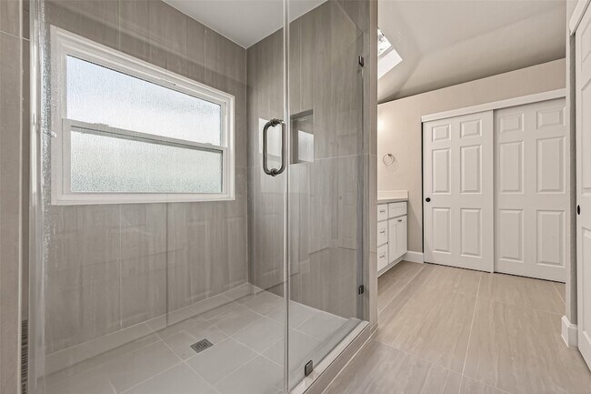 Building Photo - 3834 Carya Cir