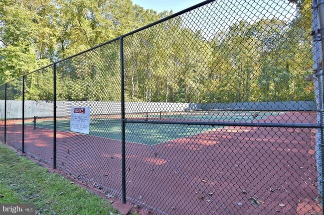 Building Photo - 12305 Braxfield Ct