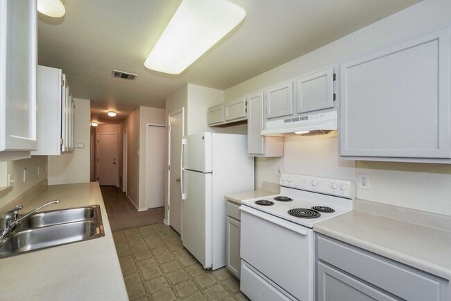 Building Photo - Adorable 3 bedroom for rent in Wildhorse!