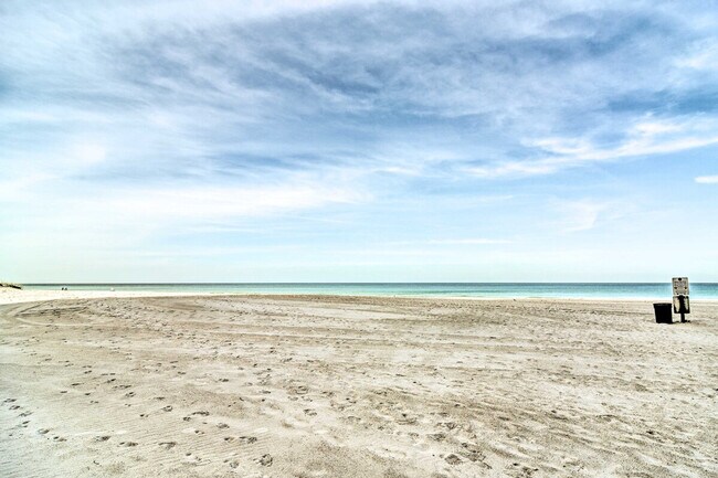 Building Photo - 17900 Gulf Blvd