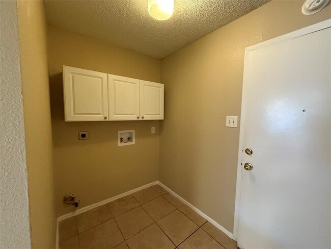 Building Photo - 11603 Tanglebriar Trail
