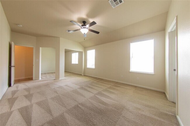 Building Photo - 30018 Bumble Bee Dr