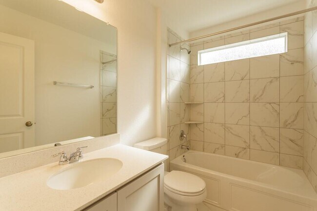 Building Photo - 7237 Spotted Leaf Wy