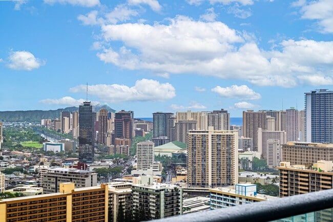 Building Photo - Brand New Luxury 1BR in Kakaako | High Floor Views, Resort Amenities, AC + Parking | The Park on ...