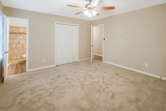 Building Photo - 3917 Amsbury Dr