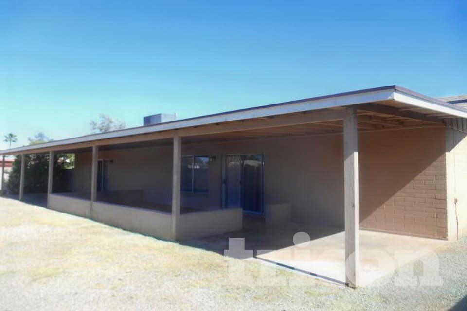 Building Photo - 823 W Juanita Cir