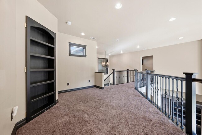 Building Photo - 1356 S Hidden Island Pl