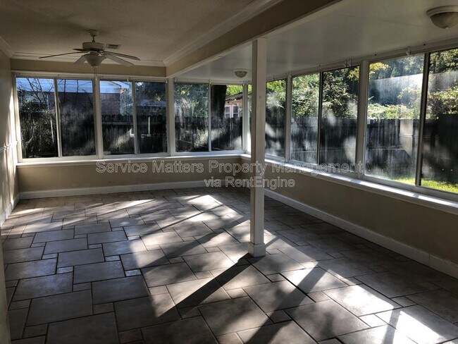 Building Photo - 4421 Amberwood Cir