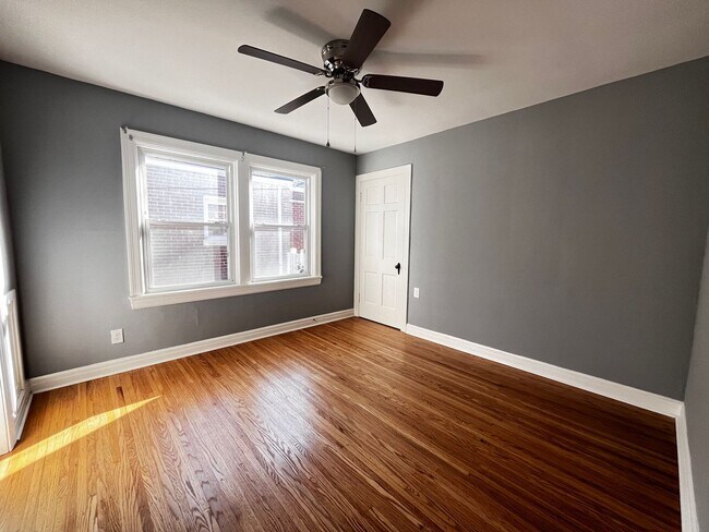 Building Photo - Spacious 3-Bedroom Home for Rent – Comfort...