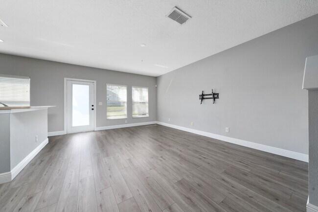 Building Photo - 5412 Caramella Dr