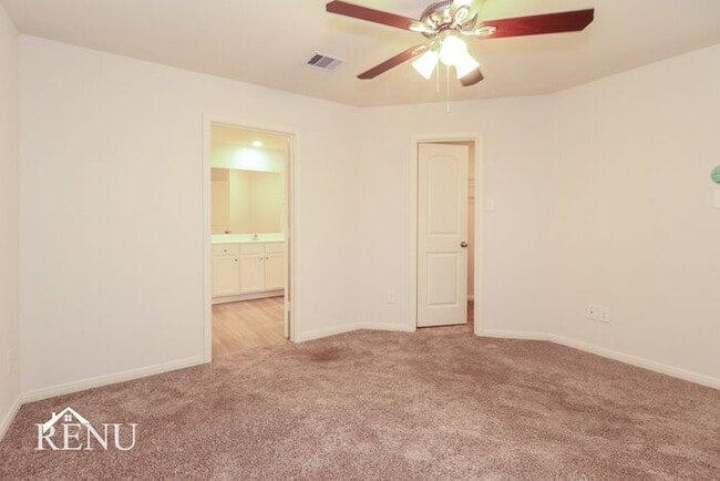 Building Photo - 10491 Red Cardinal Dr