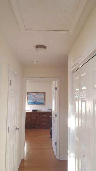 Building Photo - 5132 Greenville Loop Rd