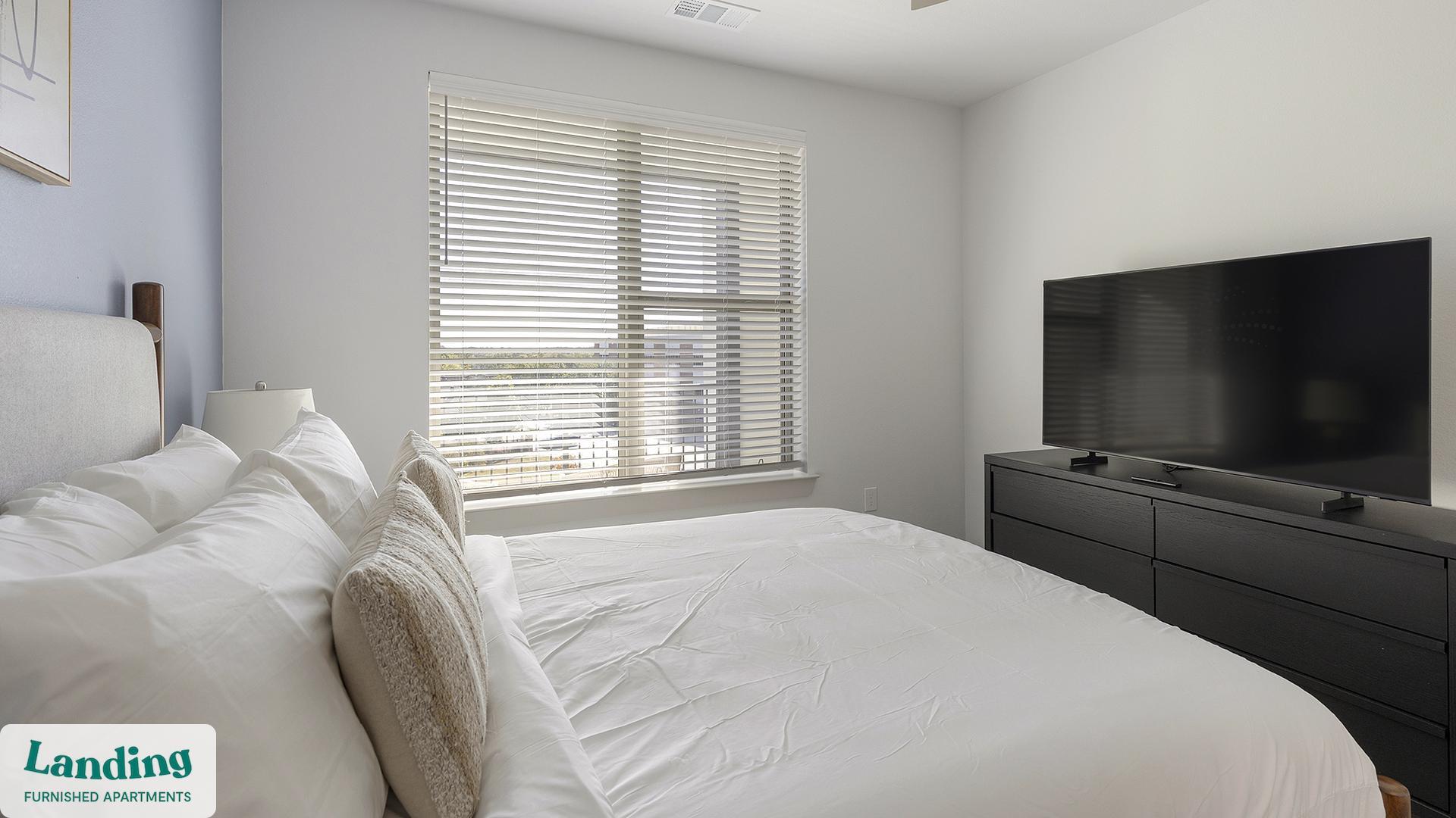 Building Photo - 3351 Walton Dr