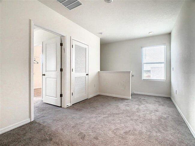 Building Photo - 16506 Mosaic Oar Dr