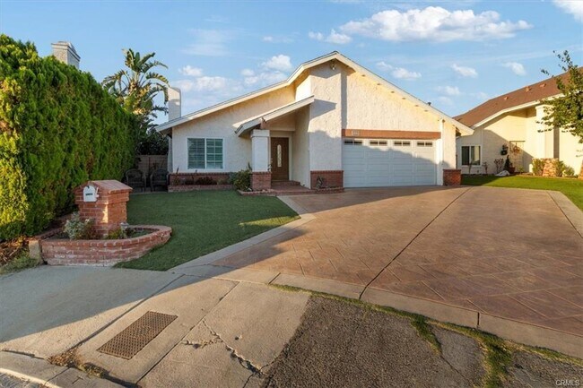 Building Photo - 14915 W San Fernando Mission Blvd