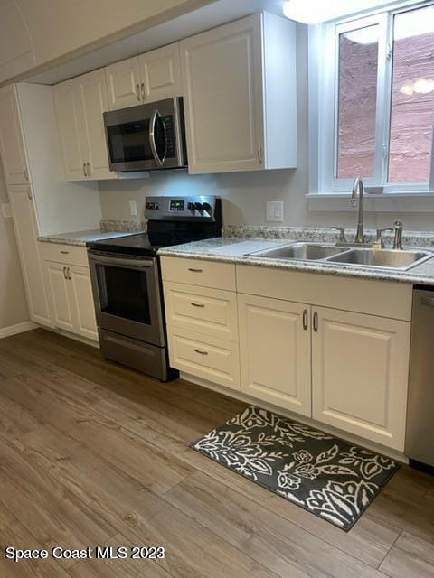 Building Photo - 2206 Irwin St