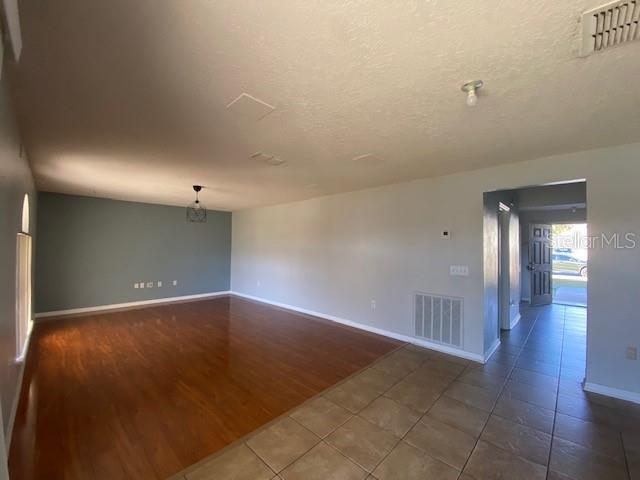 Building Photo - 10524 Laxton St