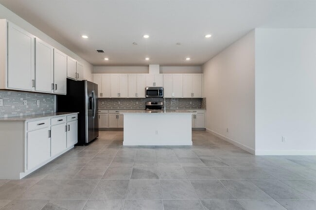 Building Photo - 1306 Tangled Orchard Tr