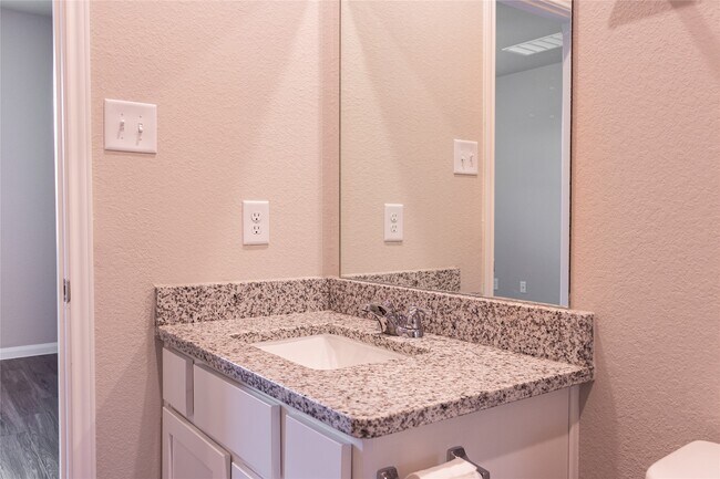 Building Photo - 15607 Buffalo Mdw Ct