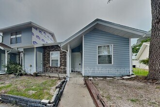 Building Photo - 111 Hidden Arbor Ct