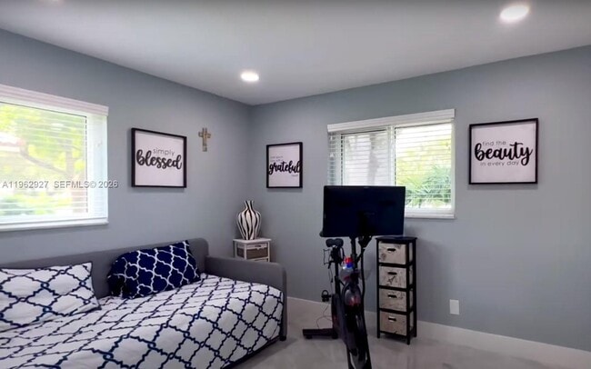 Building Photo - 8275 Shadow Wood Blvd