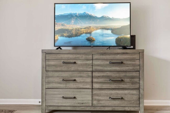 Building Photo - 214 Jeremy Ln