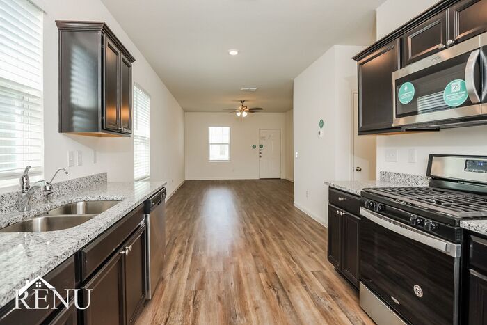 Building Photo - 5042 Firefly Hls