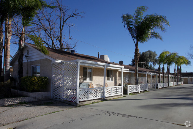 Building Photo - Beaumont Apartments